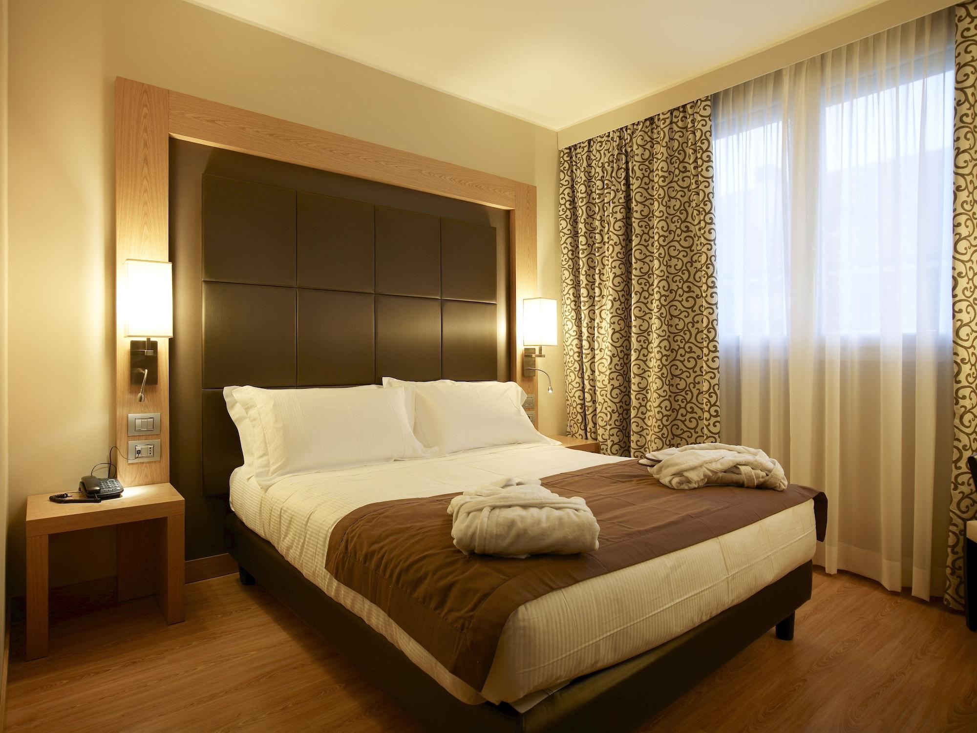Virginia Palace Hotel 가르바냐테밀라네스 외부 사진