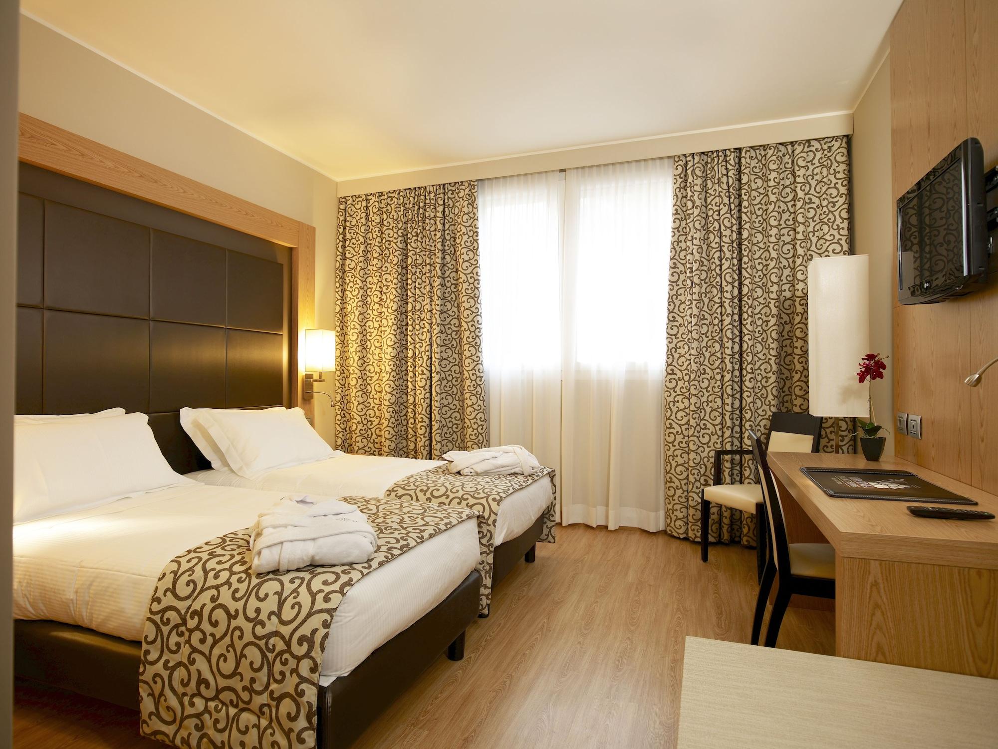 Virginia Palace Hotel 가르바냐테밀라네스 외부 사진