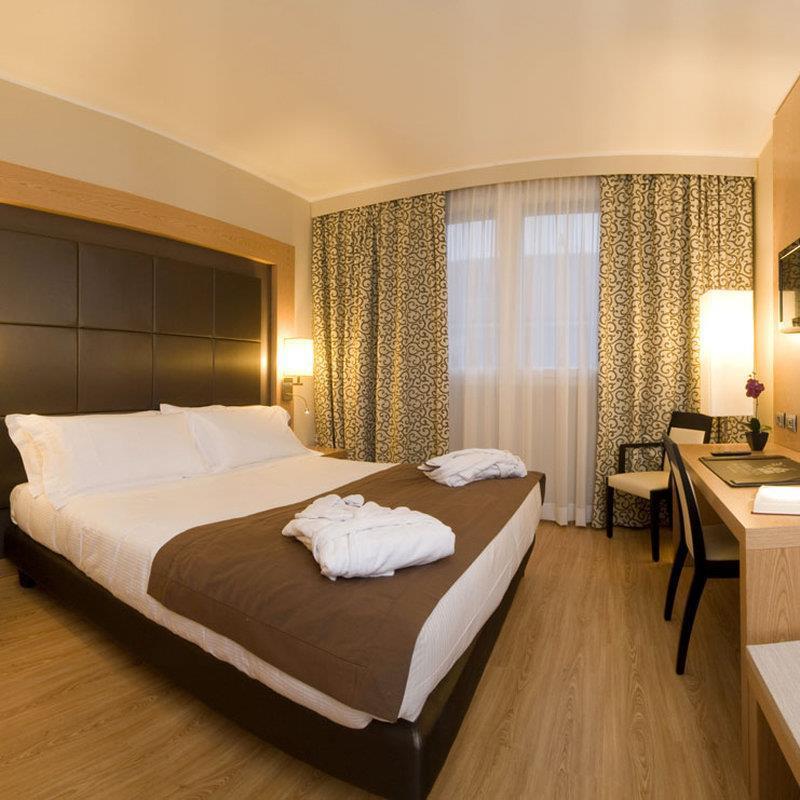 Virginia Palace Hotel 가르바냐테밀라네스 객실 사진