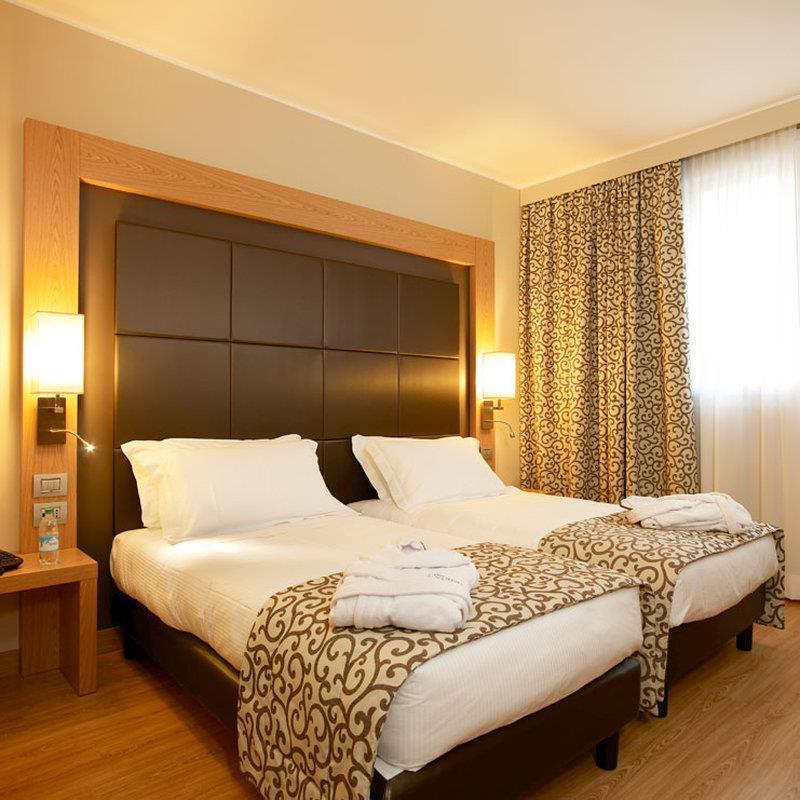 Virginia Palace Hotel 가르바냐테밀라네스 객실 사진