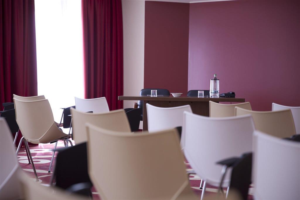Virginia Palace Hotel 가르바냐테밀라네스 시설 사진